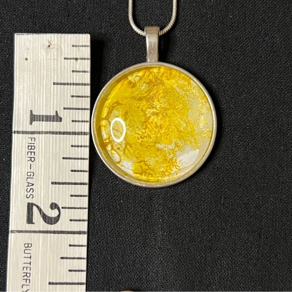 Yellow Pendant Necklace - Picture 8 of 10